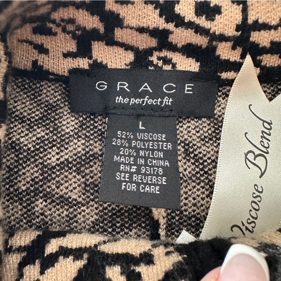 Grace the Perfect Fit Animal Print Zip Poncho Sweater – Size L - Picture 16 of 16